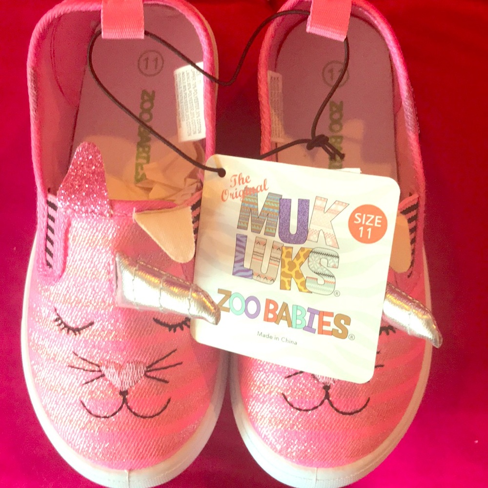 Muk Luks Zoo Babies unicorn sneakers, NWT